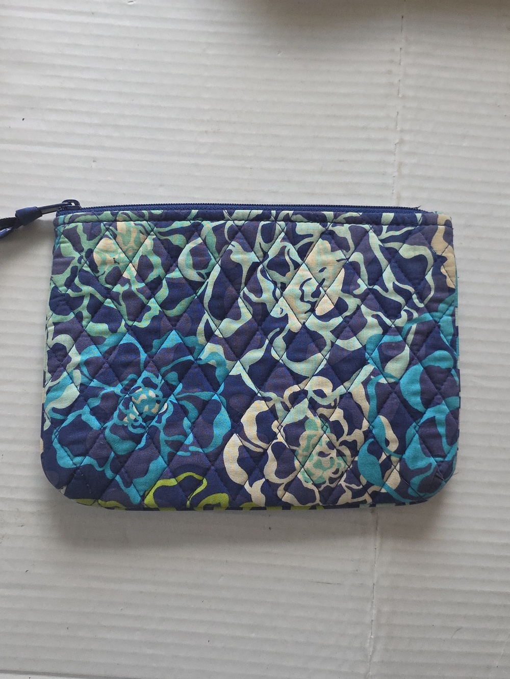 Vera Bradley Quilted Floral Zip Pouch Navy Teal Blue Small Cosmetic Bag Carryall
